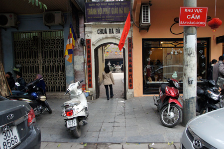 http://www.baodatviet.vn/Uploaded_CDCA/quocquan/20110217/cdv-bada-1.jpg